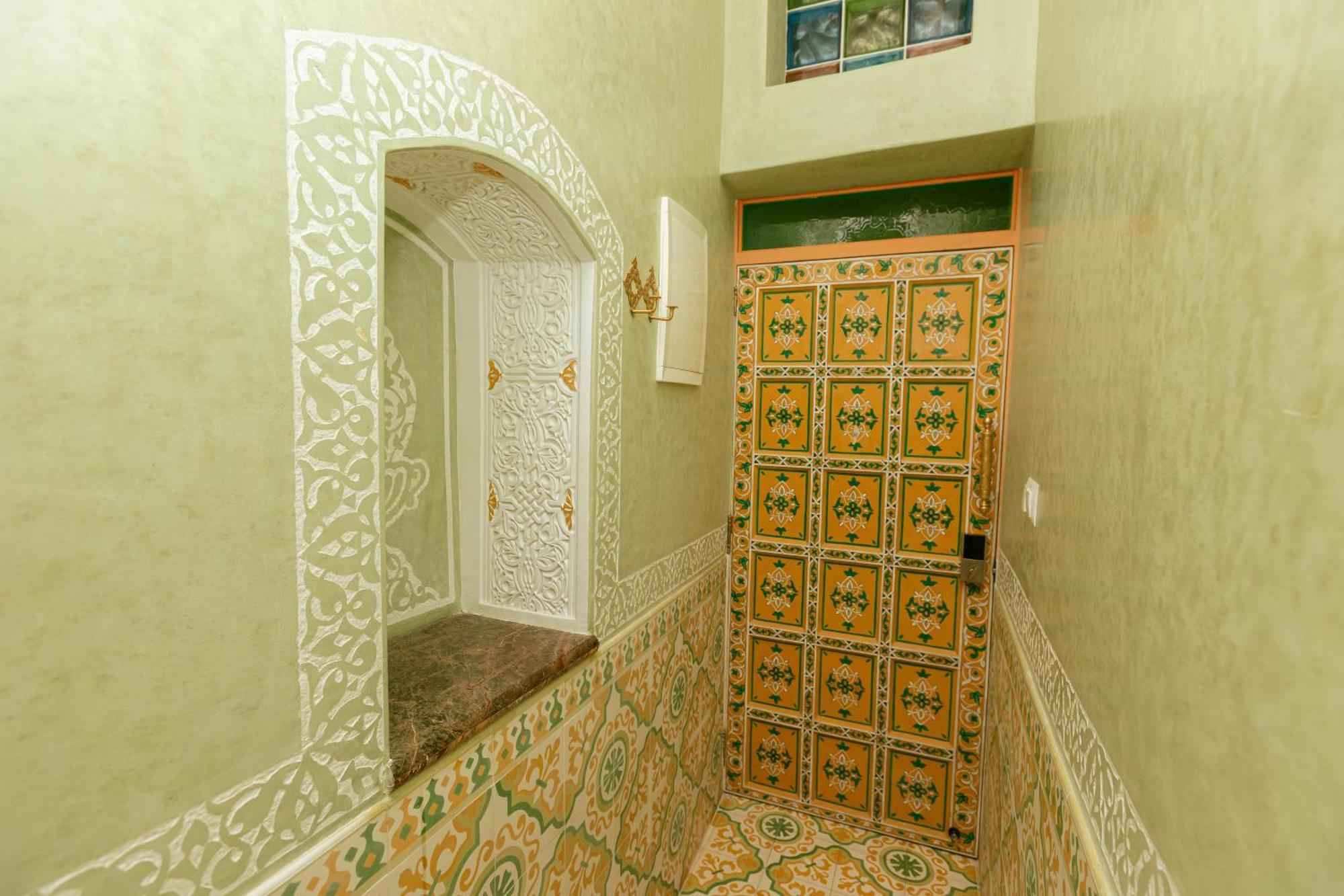 Colorful Traditional Riad W/Views Of Spain Tanger Zewnętrze zdjęcie